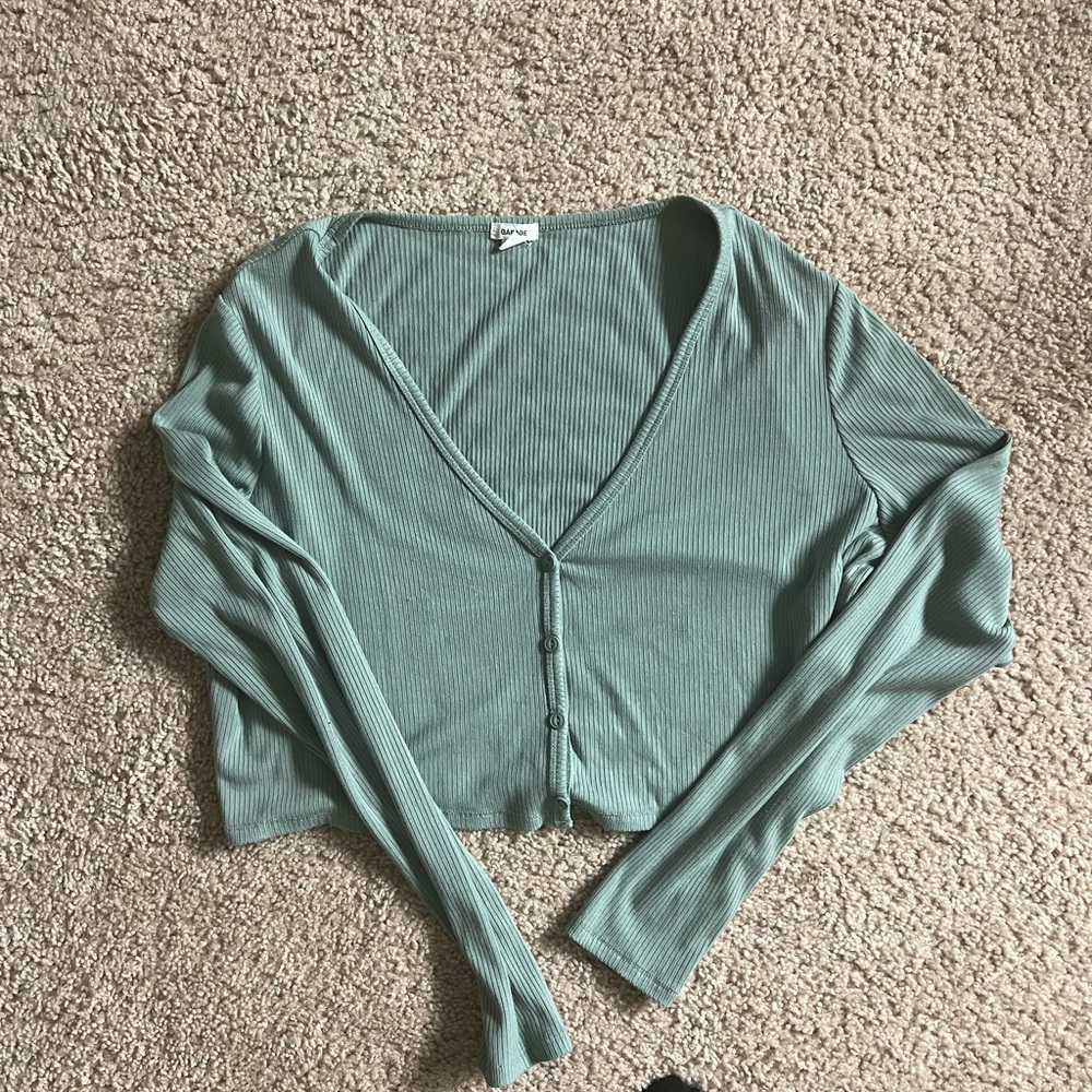 Cropped cute green blouse